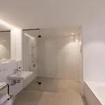 Hotel Boutique Hardthaus 4*