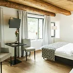 Boutique Hardthaus Hotel 4*