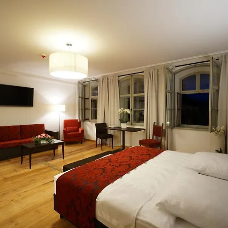 Boutique Hardthaus Hotell Kraiburg am Inn