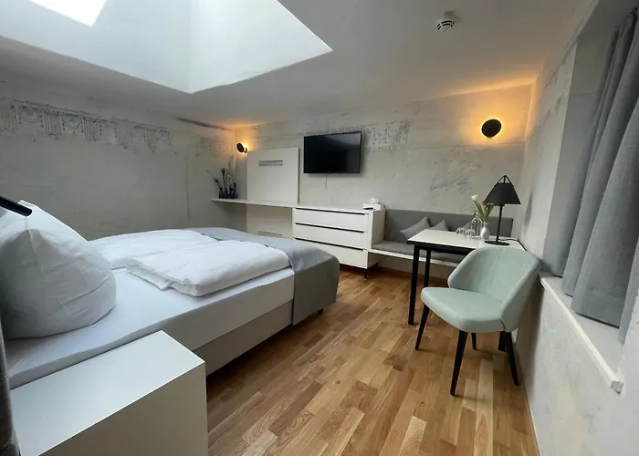 Boutique Hardthaus 4*