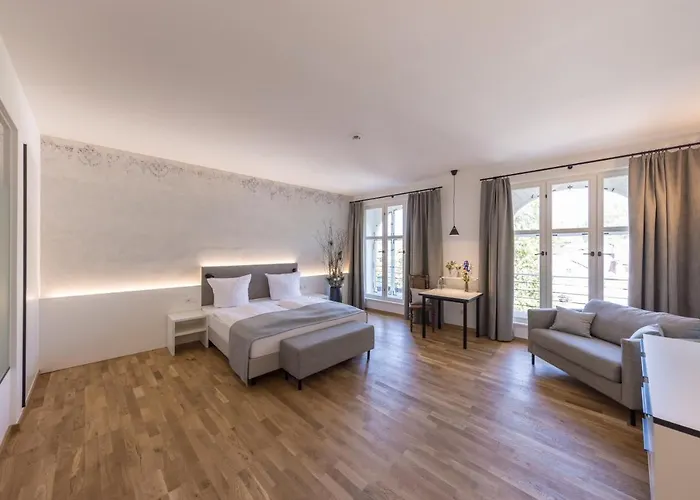 Hotel Boutique Hardthaus 4*