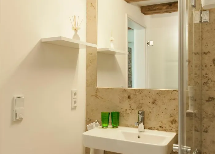 Boutique Hardthaus 4*
