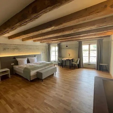 Hotel Boutique Hardthaus 4*